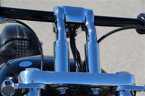 Risers installed on the Harley Davidson Breakout